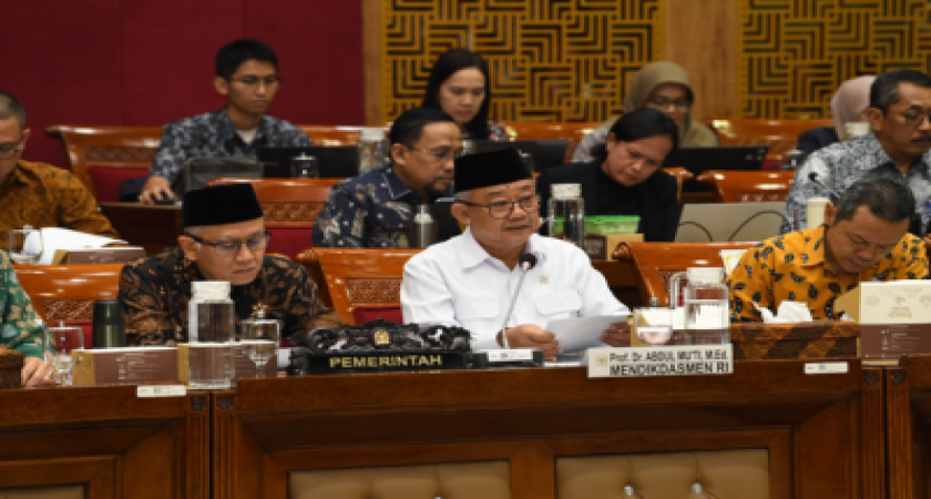 Kemendikdasmen Paparkan Arah Kebijakan dan Usulan Anggaran 2026 Bersama Komisi X DPR RI